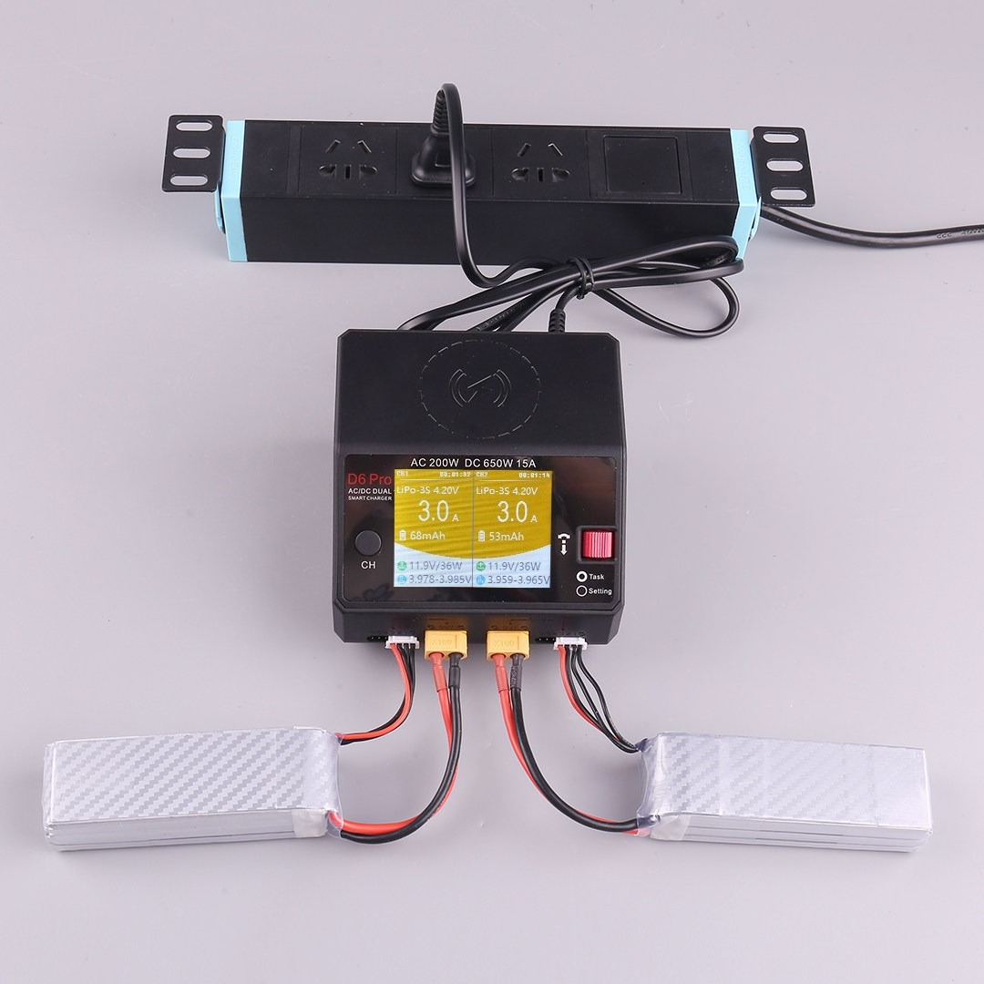 شاحن توازن ذكي، للطائرات والسي - مراجعة Drone Battery وسعره